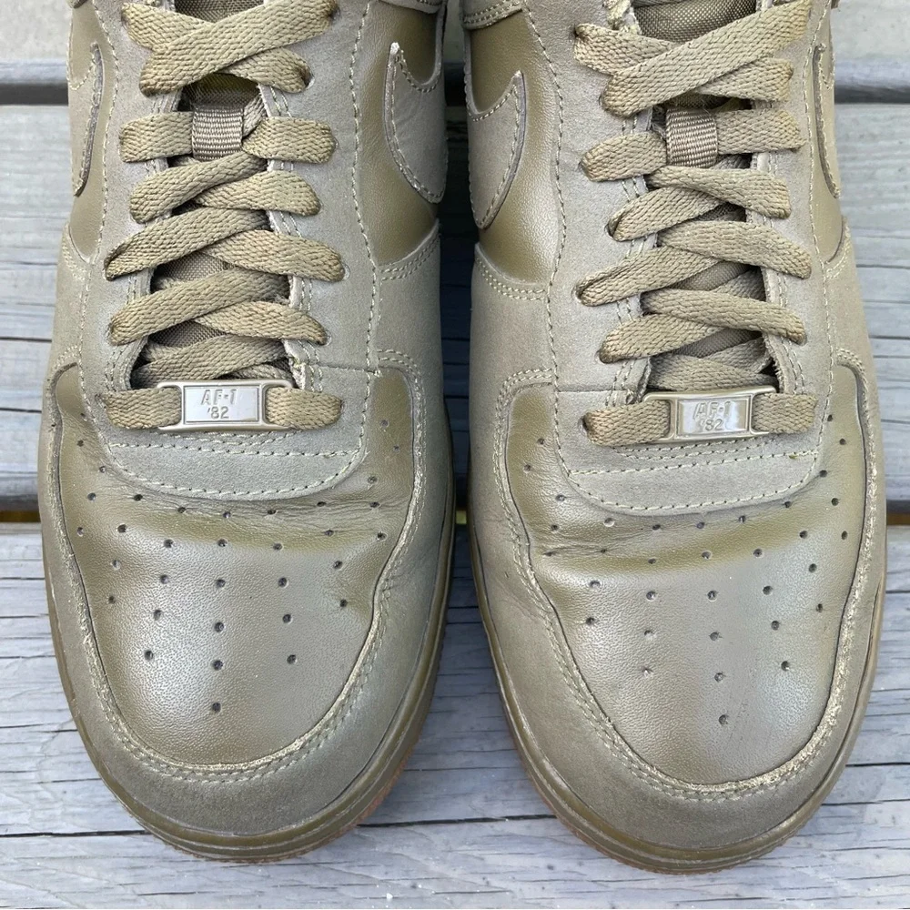Nike Air Force AF1 82 Iguana low top shoes size 10
